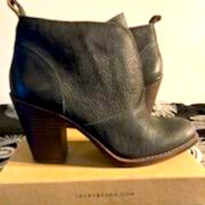 Lucky size 7new in box style LK-Ehllen black bootie with heel